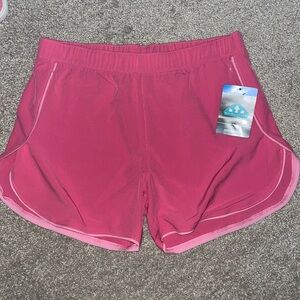 NWT Columbia girls  Omni-wick shorts size 14/16